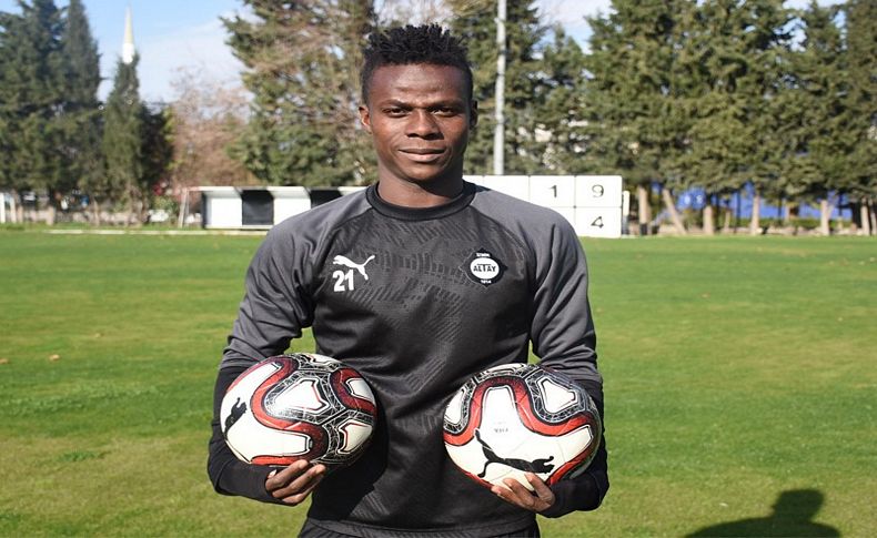 Altay'da Adamu parlıyor