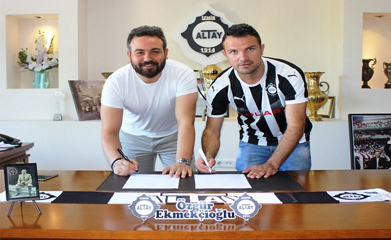 Altay'da Aganovic imzaladı