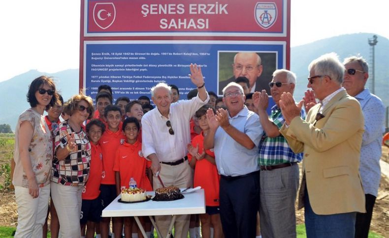 Altınordu'dan Şenes Erzik'e vefa