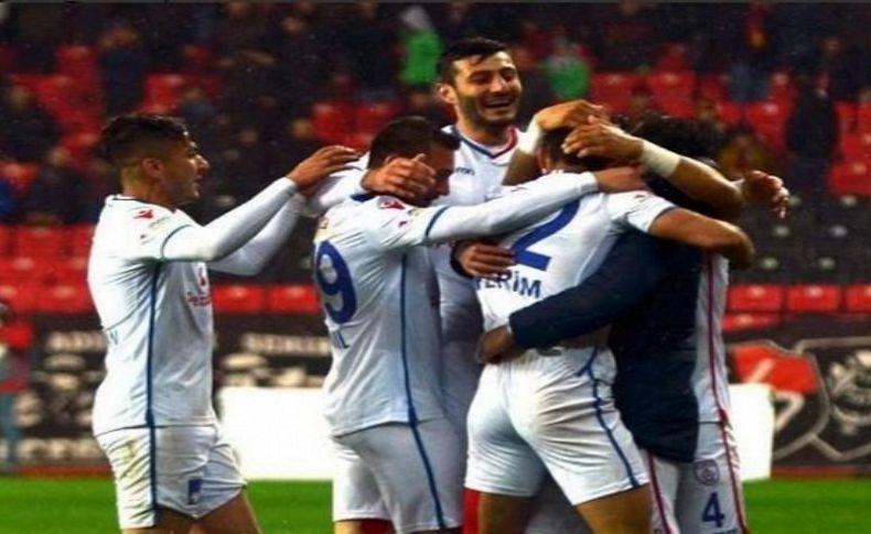 Altınordu deplasmanda 4 golle kazandı