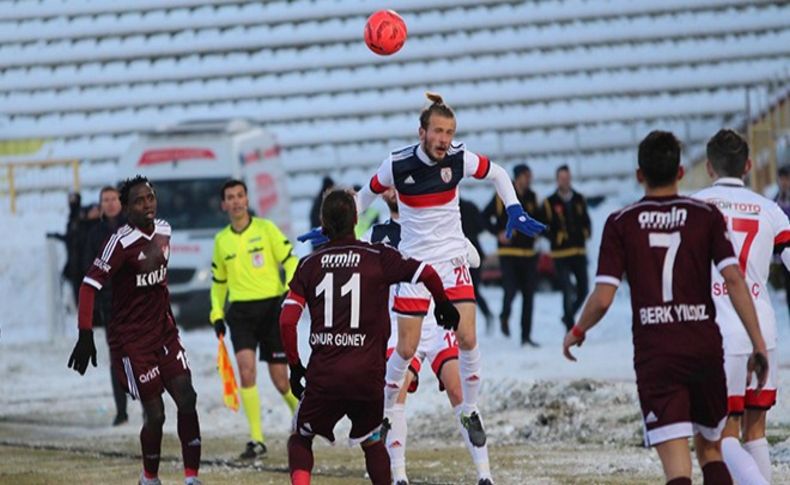 Altınordu Elazığ'dan 1 puanla döndü