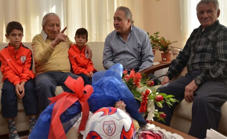 Altınordu'nun yaşayan efsanesinden miniklere öğüt