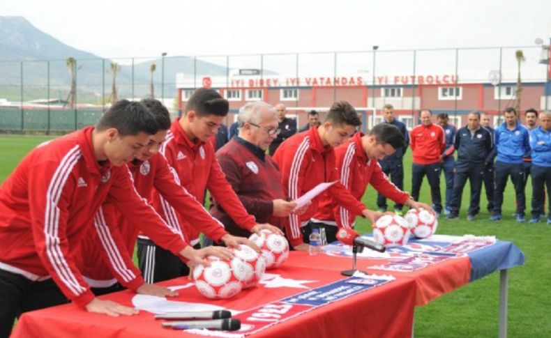Altınordu'da yeminli imza töreni