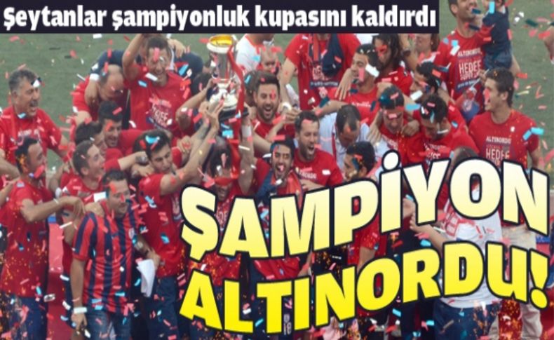 Altınordu'da kupa, Gümüşhane'de play-off sevinci!