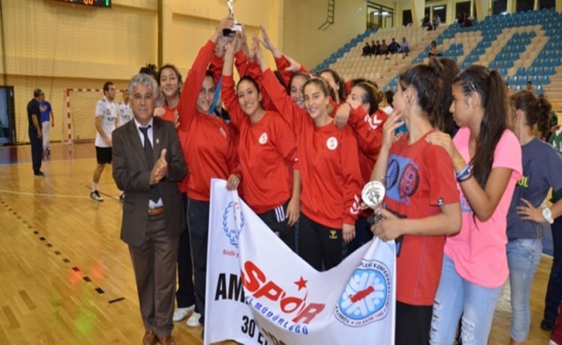 Amatör Spor Haftası hentbol müsabakaları tamamlandı