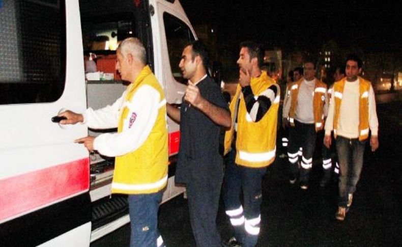 Ambulansla Otomobil Kafa Kafaya Çarpişti: 7 Yarali