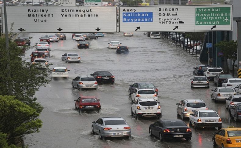 Ankara'da sağanak 3 can aldı