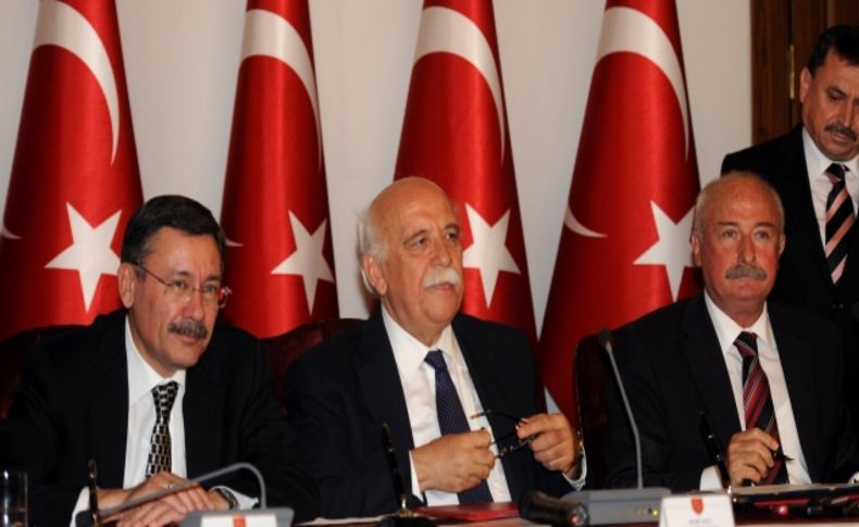 Ankara Büyükşehir Belediyesi 500 okulun bakımını yapacak
