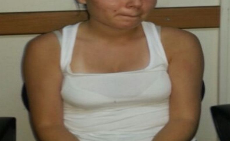 Annelerini 25 bıçak darbesiyle öldürmüşler
