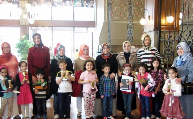 ‘Annem sen bir tanesin’ programında buluştular