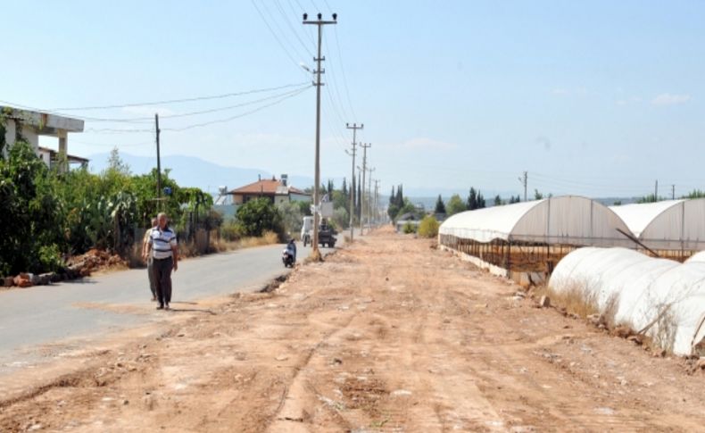 Antalya'da Atatürk Caddesi genişliyor