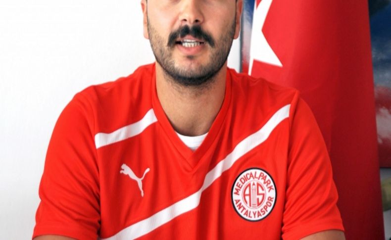 Antalyaspor Hentbol Takımı, kaleci Kayhan'ı transfer etti