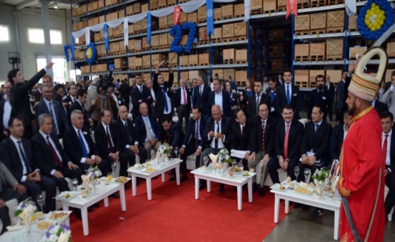 Arınç: 2023 vizyonumuz içinde 60-90 kişilik yolcu uçağı üretebiliriz