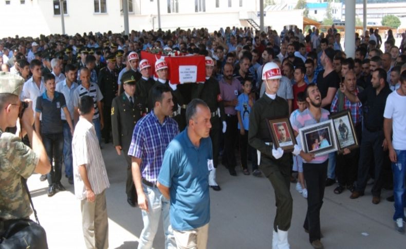 Arkadaşının kurşunuyla öldüğü iddia edilen askerin ailesi şüphe taşıyor