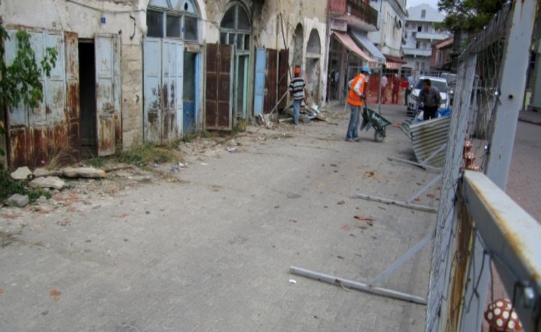 Asırlık Taşhan'ın restorasyonuna başlandı