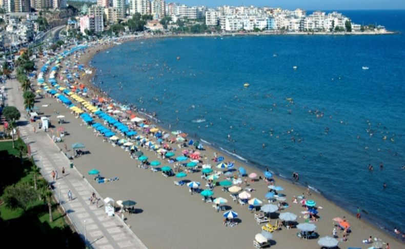 Atakent esnafı çifte bayram yaptı