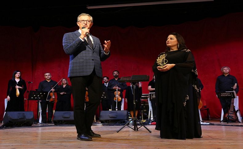 Arda: Atatürk’e borcumuzu çok çalışarak ödeyebiliriz