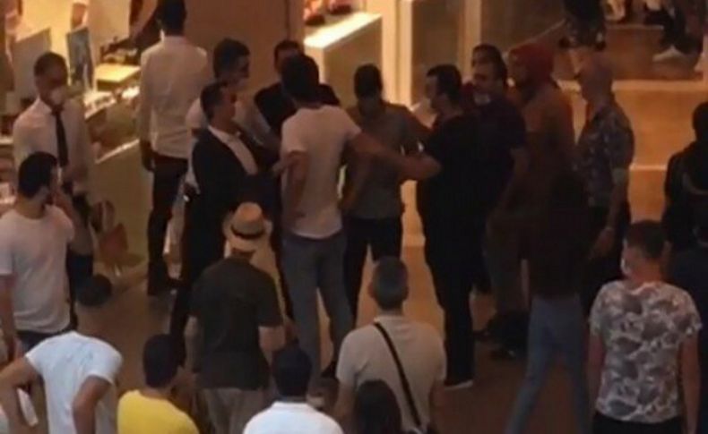 AVM'deki kavga sosyal mesafeyi unutturdu
