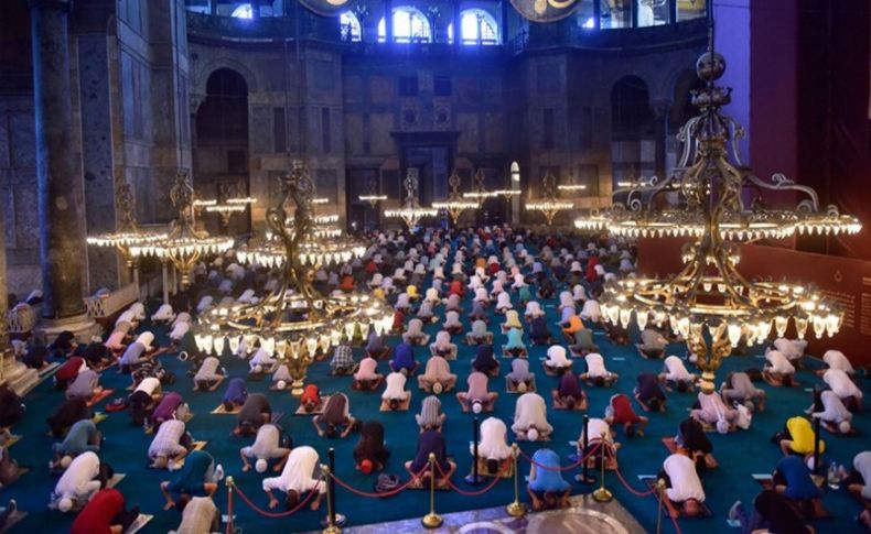 Ayasofya'da 86 yıl sonra ilk bayram namazı