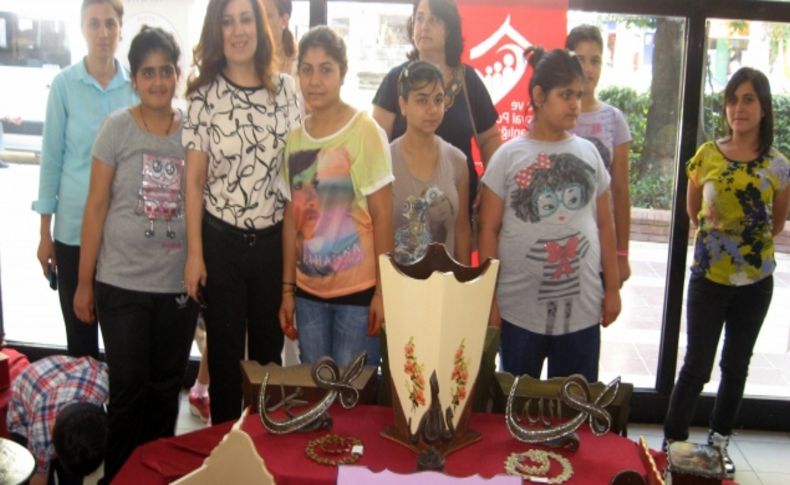 Aydın Çocuk ve Gençlik Merkezi öğrencilerinden el işi sergisi