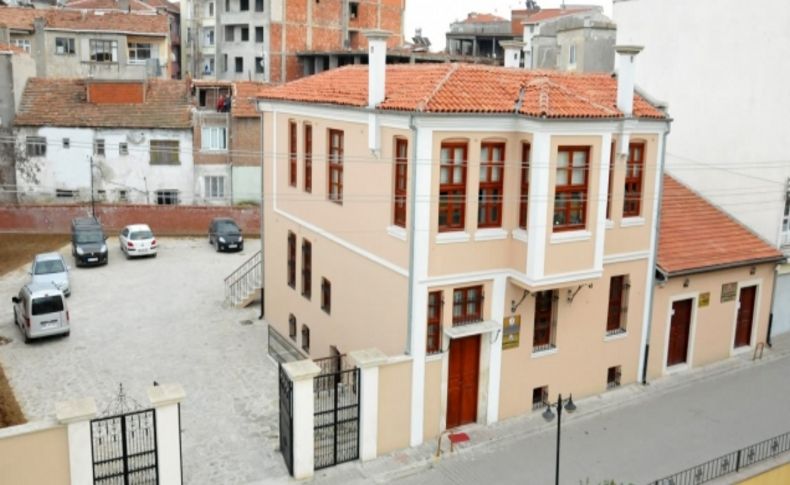 Bafra'da iki tarihi yapı restore edildi
