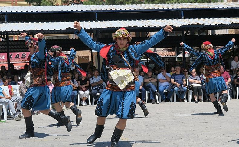 Foça Bağarası'nda bahar şenliği