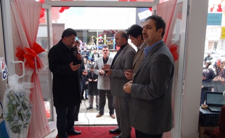 BAHAR - DER, ihtiyaç sahibi öğrenciler yararına kermes açtı