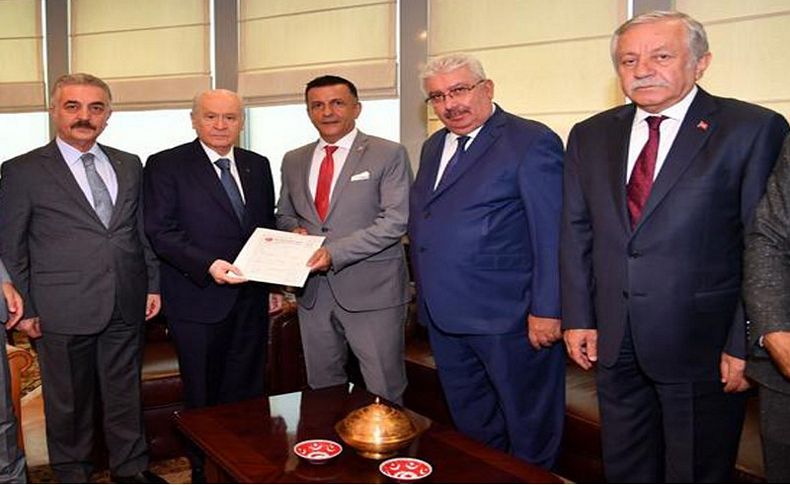 Bahçeli imzaladı... Resmen MHP'de