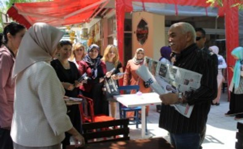 Bakan Eroğlu'nun eşi de sahada