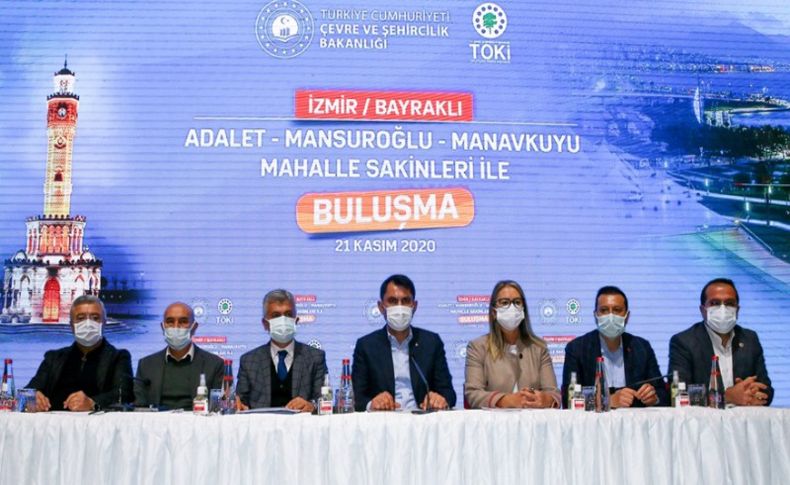 Bakan Kurum Bayraklı'da mahalle sakinleriyle buluştu