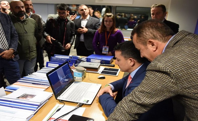 Bakan Pakdemirli'den telefonla miting daveti
