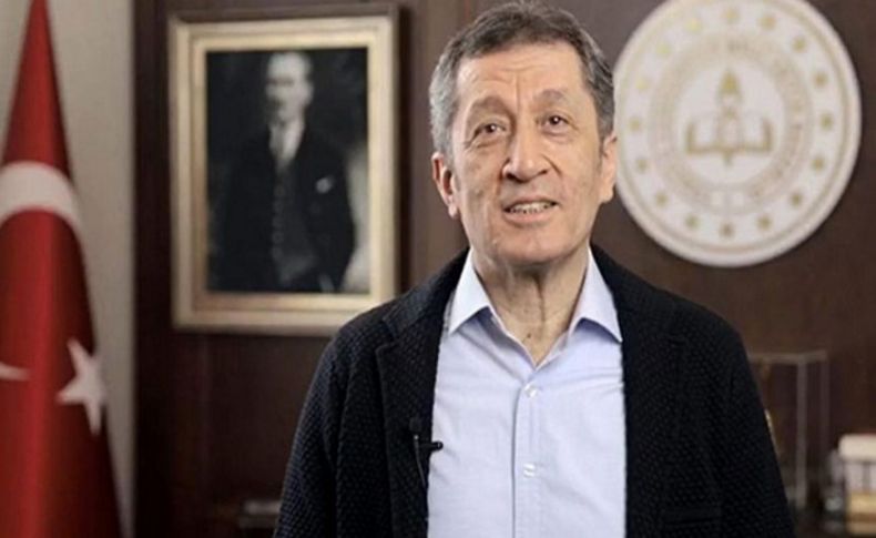 Bakan Selçuk’tan flaş 'okul' çağrısı