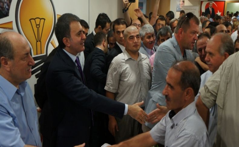 Bakan Çelik, partililerle bayramlaştı