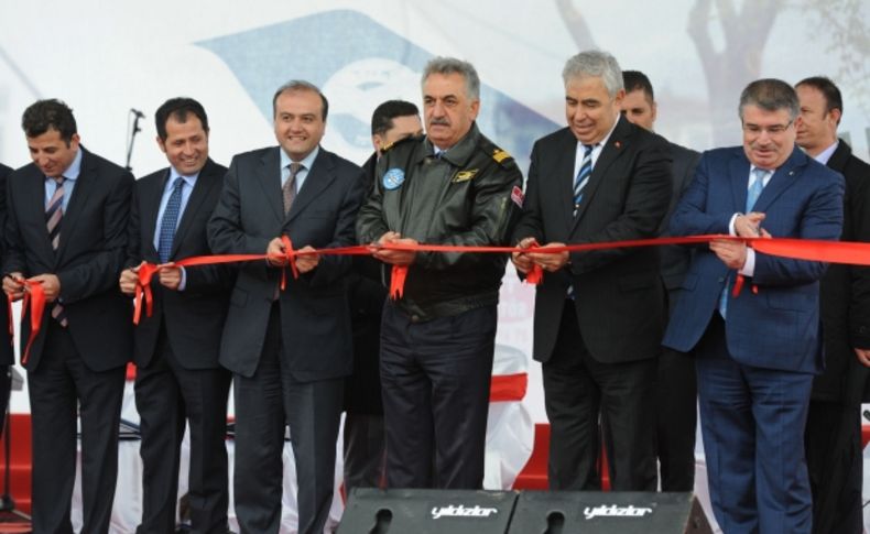 Bakan Yazıcı, kaçak sigaraları imha etti