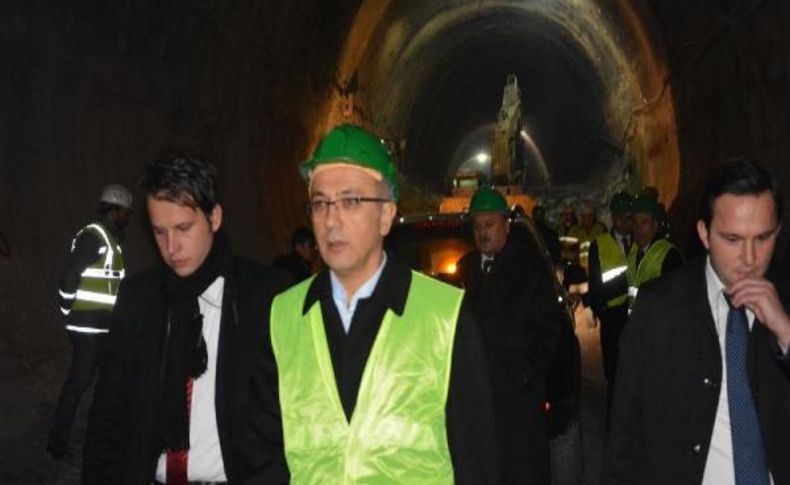 Bakana 'unutulan Içköy'e Hoş Geldiniz' Pankarti (2)