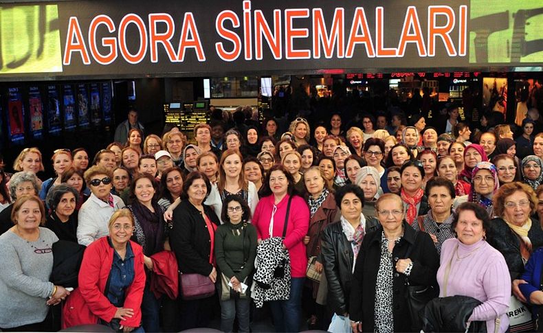 Balçovalı kadınlara özel sinema gösterimi