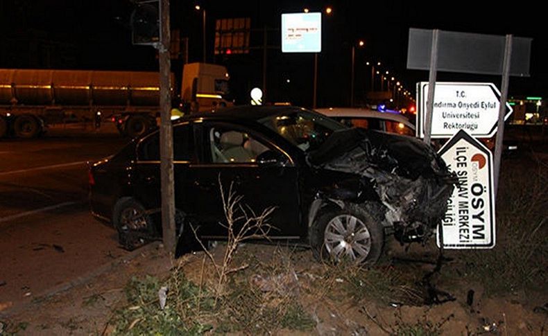 Balıkesir'de feci kaza: 1 ölü 3 yaralı