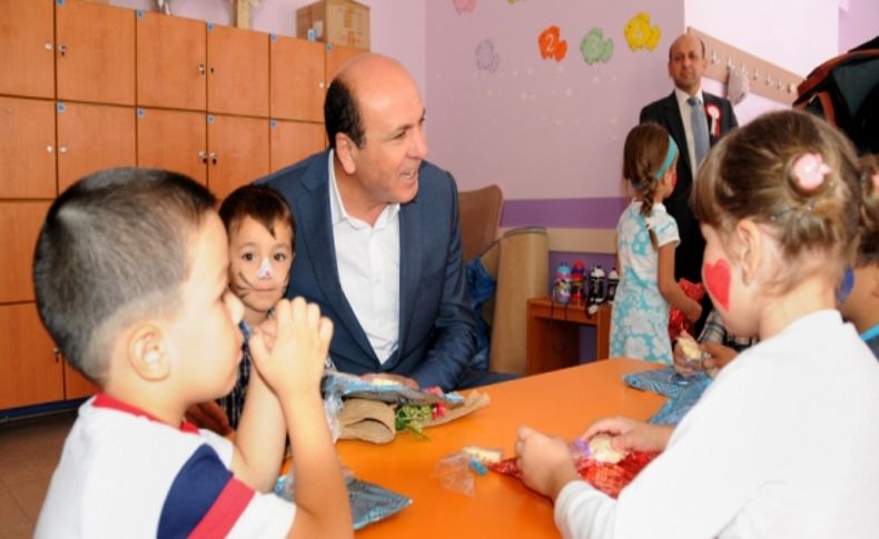Balıkesir Belediye Başkanı Ok ilk gün öğrencilerle biraraya geldi