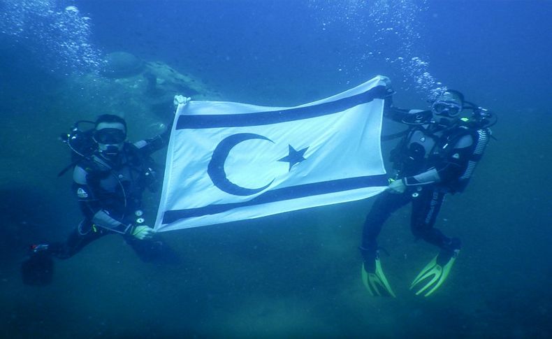 Barış Harekatı'nın 45. yılında batık uçak 'Gazi'ye dalış yaptılar