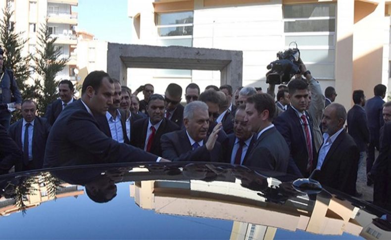 Başbakan, cuma namazını o camide kıldı