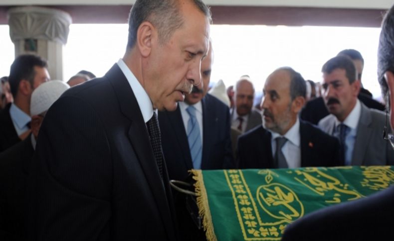Başbakan Erdoğan, Çöllüoğlu Hocaefendi'nin cenazesine katıldı