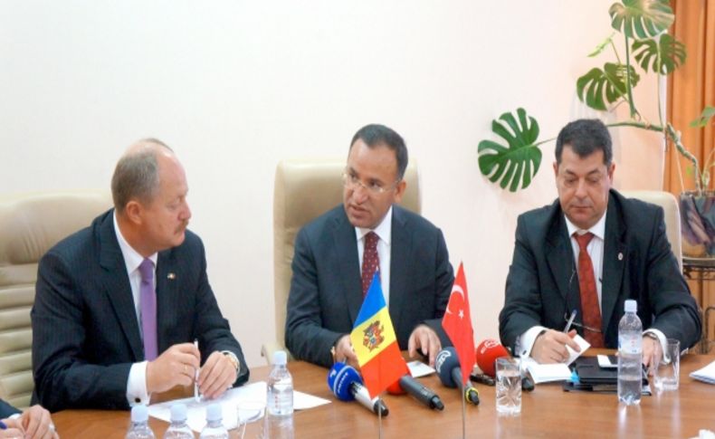 Başbakan Yardımcısı Bekir Bozdağ Kişinev'de