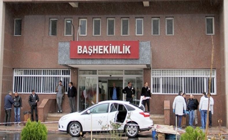 Diyarbakır'da başhekime silahlı saldırı; 4 yaralı