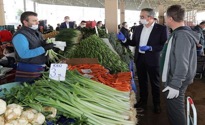 Başkan Arda pazara indi vatandaşı uyardı