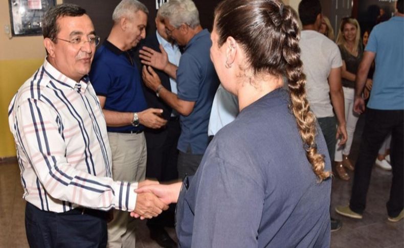 Başkan Batur personeliyle bayramlaştı