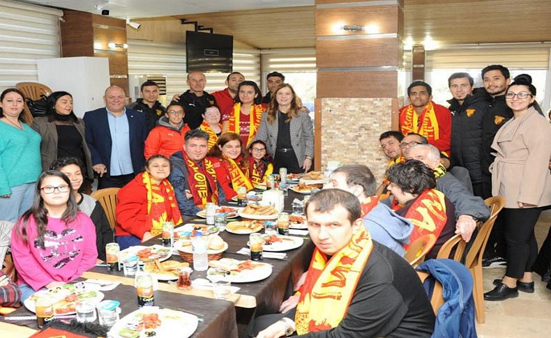 Başkan Çalkaya engelli çocukları unutmadı