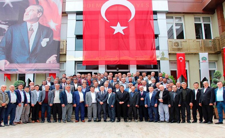Başkan Eriş'ten muhtarlara destek sözü