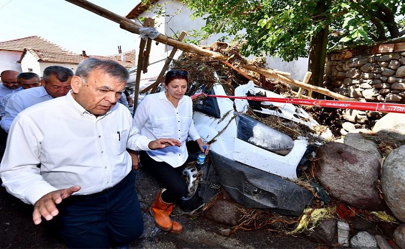 Başkan Kocaoğlu selin vurduğu Çukurköy'e gitti