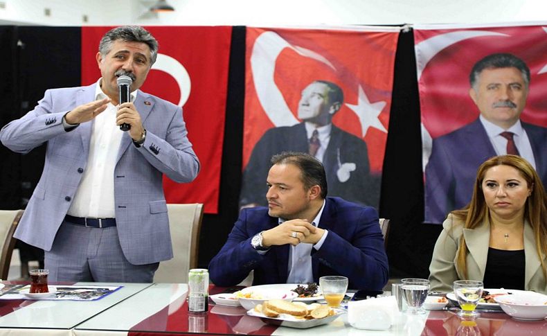 Başkan Sandal'dan muhtarlara serzeniş