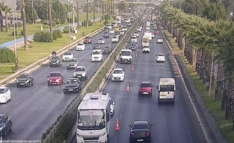 Başkan Soyer'den 'Kademeli mesai' çağrısı: Kent genelinde yaygınlaşırsa trafik sorun olmaktan çıkar